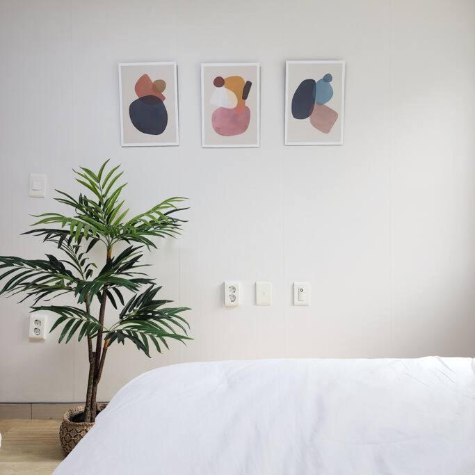 Monde Apartment *